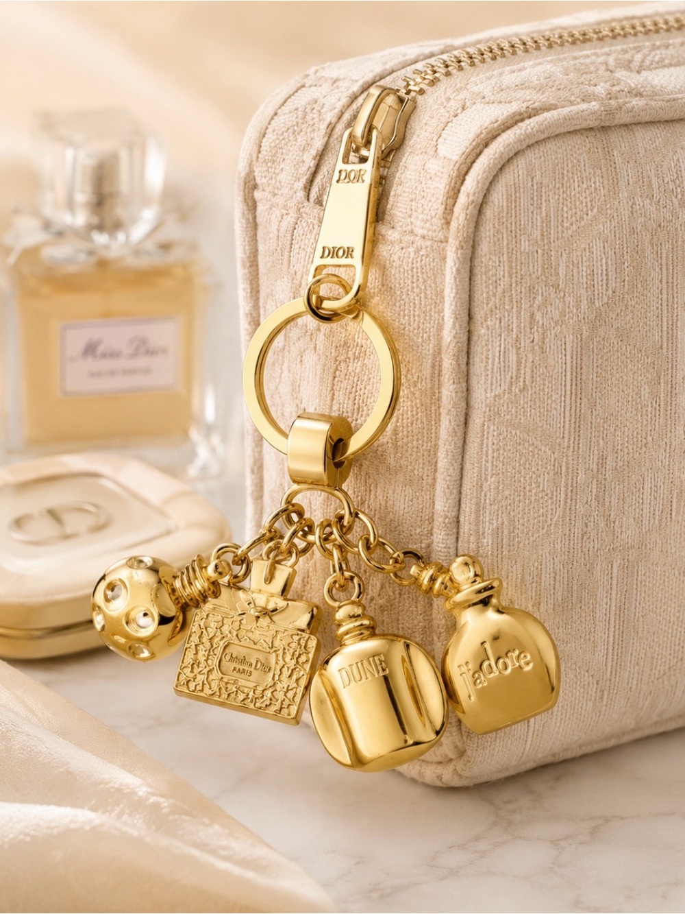 Christian Dior Gold Multi-bag or key Charm New in Box - Picture 3 of 5